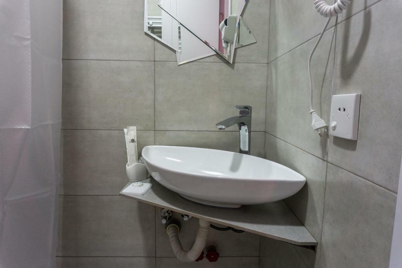 Guesthouse Kado Tbilisi Eksteriør bilde