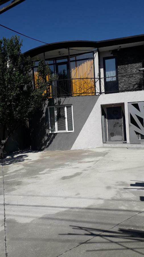 Guesthouse Kado Tbilisi Eksteriør bilde
